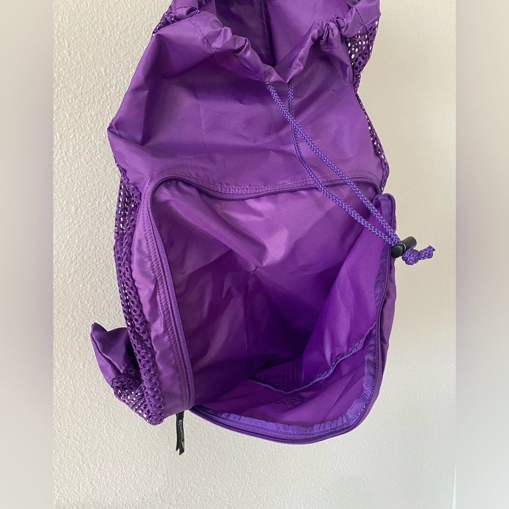 NWOT Speedo swim bag, gym backpack, mesh bag with drawstring and straps. Purple - Picture 2 of 7